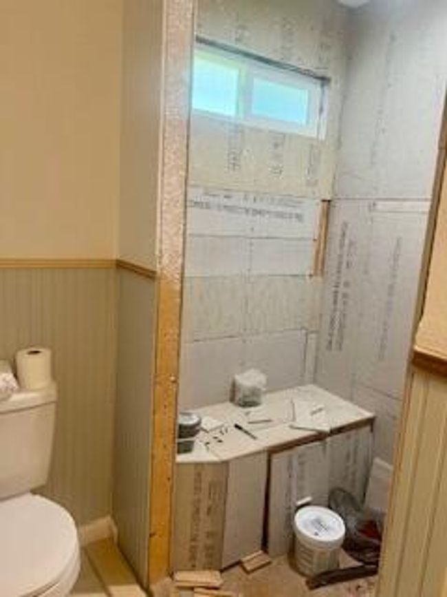 2nd Bathroom | Image 14