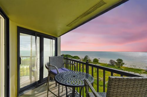 apt-402-7532 Bayshore Dr, TREASURE ISLAND, FL, 33706-3567 | Card Image