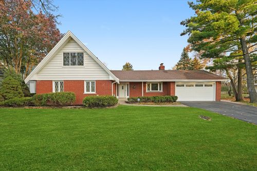 7925 William Dr, Willowbrook, IL, 60527-2507 | Card Image