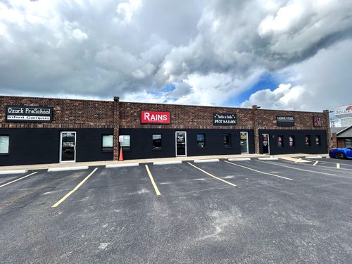429 E South St, Ozark, MO, 65721-9406 | Card Image