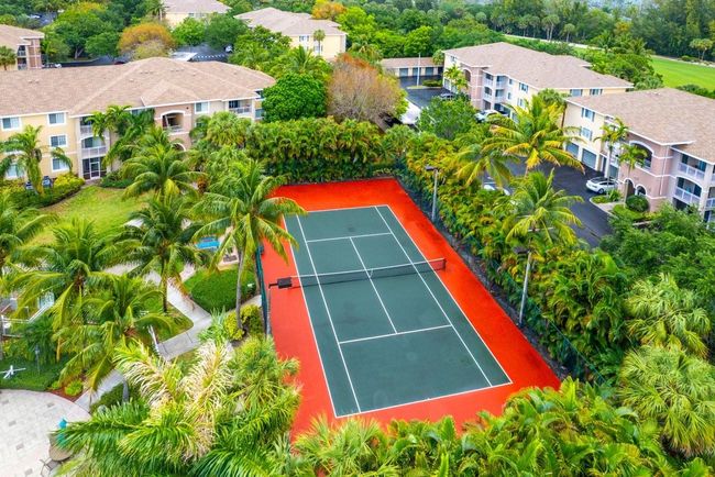 APT-208 - 6492 Emerald Dunes Dr, Condo with 3 bedrooms, 2 bathrooms and null parking in West Palm Beach FL | Image 36
