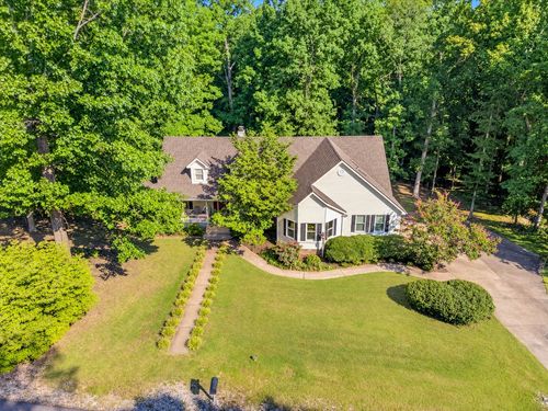 175 Castleton Cv, Paris, TN, 38242-7966 | Card Image