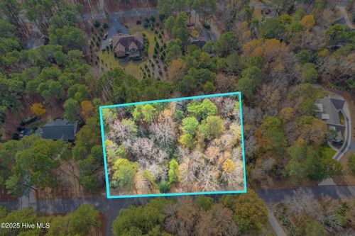 84 Stoneykirk Dr, Pinehurst, NC, 28374-9046 | Card Image