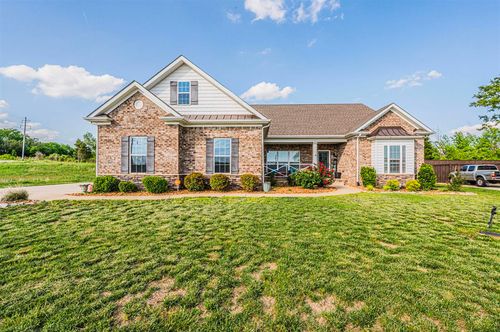 3199 Gable Ridge Ln, Bowling Green, KY, 42101-3014 | Card Image