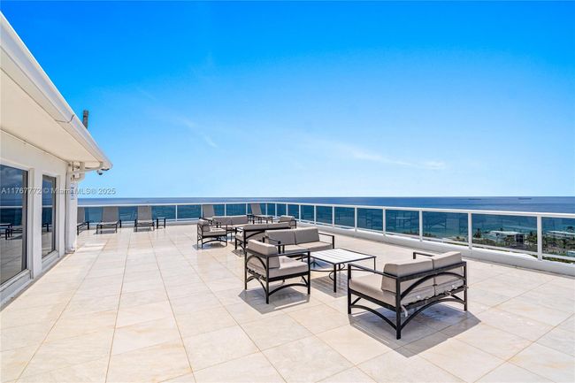APT-1806 - 2841 N Ocean Blvd, Condo with 2 bedrooms, 2 bathrooms and null parking in Fort Lauderdale FL | Image 36