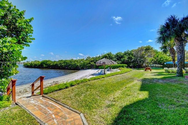 APT-106 - 1200 Scotia Dr, Condo with 2 bedrooms, 1 bathrooms and null parking in Hypoluxo FL | Image 17