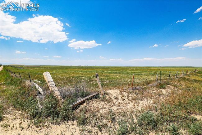 PAR 3 Bush Road, Home with 0 bedrooms, 0 bathrooms and null parking in Avondale CO | Image 20