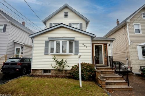 390 Forest St, Kearny, NJ, 07032-3516 | Card Image
