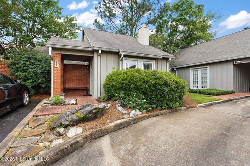 217 River Place 2, Jackson, MS, 39211 | Card Image