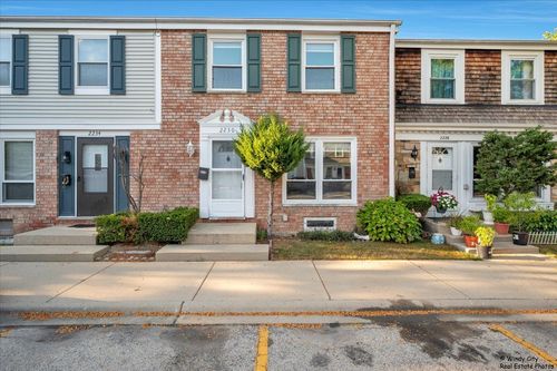2230 Stratham Pl, Hoffman Estates, IL, 60169-2417 | Card Image