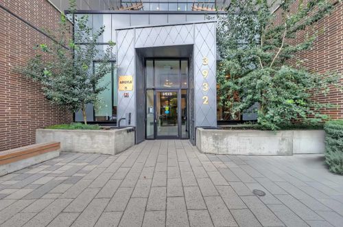 623-3932 University Ave Nw, Calgary, AB, T3B6P6 | Card Image