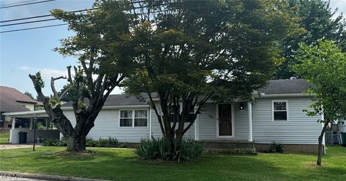 1212 23rd Street, Vienna, WV, 26105 | Card Image
