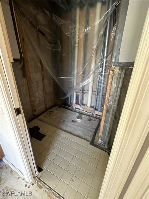 n203-1224 Commonwealth Cir, NAPLES, FL, 34116-3627 | Card Image