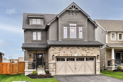13 Bassett St, Collingwood, ON, L9Y3B7 | Card Image