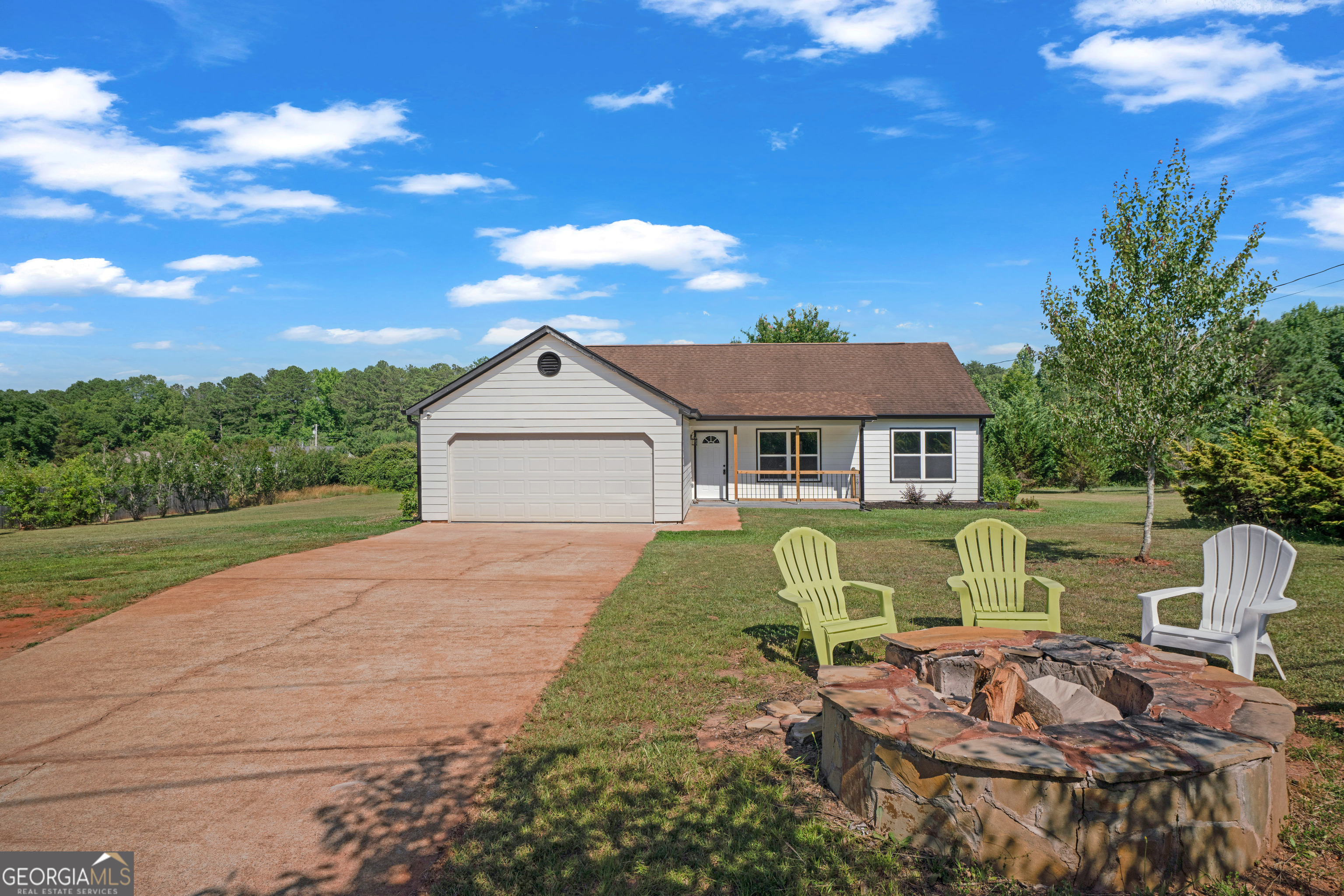 Dolly Nixon Rd, Senoia, GA 30276