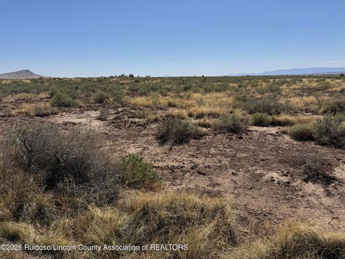 212 Drifter Rd, Carrizozo, NM, 88301-8152 | Card Image