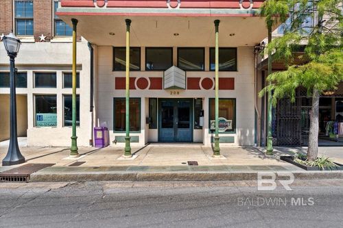 208 Dauphin St, Mobile, AL, 36602-2718 | Card Image
