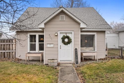 4211 N Wall St, Spokane, WA, 99205-1170 | Card Image