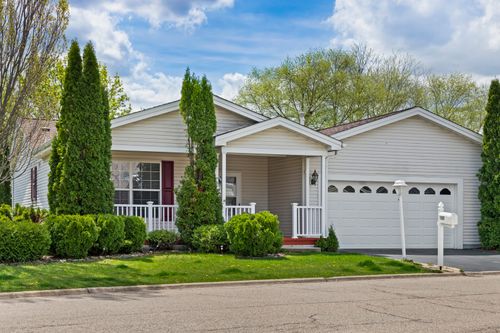 102 Hitching Post Ln, Grayslake, IL, 60030-9628 | Card Image