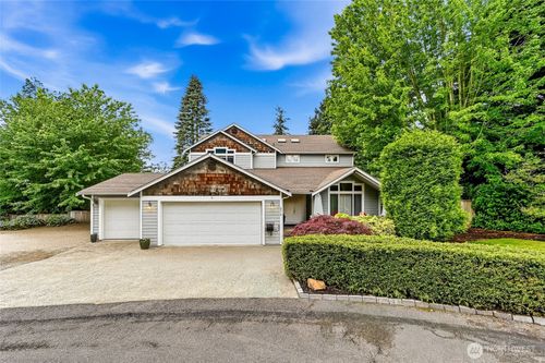 2419 Ne 14th St, Renton, WA, 98056-2799 | Card Image