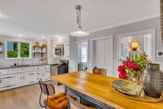 69 Spring St, House other with 3 bedrooms, 2 bathrooms and null parking in Chester CT | Image 15