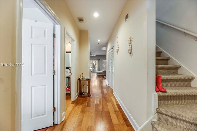 APT-206 - 206 Yacht Cove Dr, Condo with 3 bedrooms, 3 bathrooms and null parking in Hilton Head Island SC | Image 14