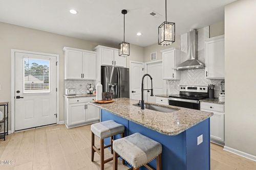 1405 New Daniels Chapel Rd, Fremont, NC, 27830-9124 | Card Image