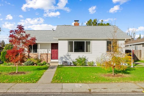 2165 22nd Avenue, Sacramento, CA, 95822 | Card Image