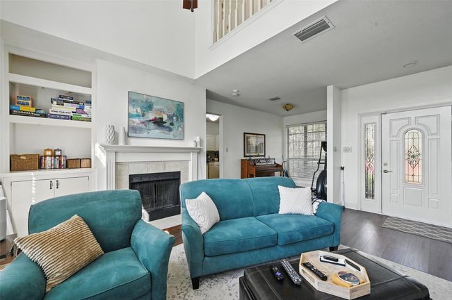 APT-8 - 211 Cimarron Trl, Condo with 2 bedrooms, 3 bathrooms and null parking in Irving TX | Image 4