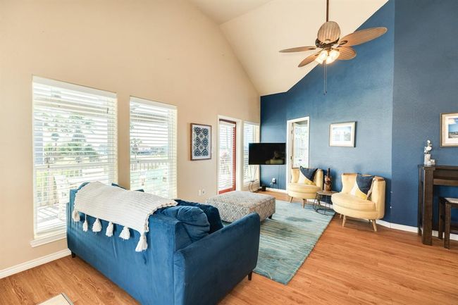307 Murex St, House other with 3 bedrooms, 2 bathrooms and null parking in Surfside Beach TX | Image 14