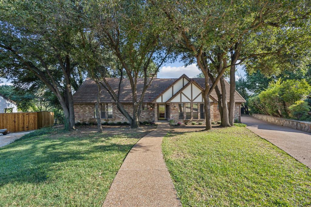 LA Vida Ct, Irving, TX 75062