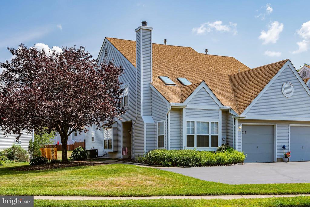 Birch Hollow Dr, Bordentown, NJ 08505