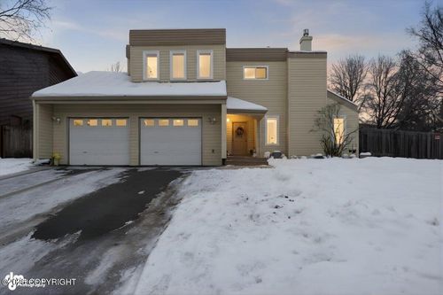 9520 Albatross Dr, Anchorage, AK, 99502-1658 | Card Image