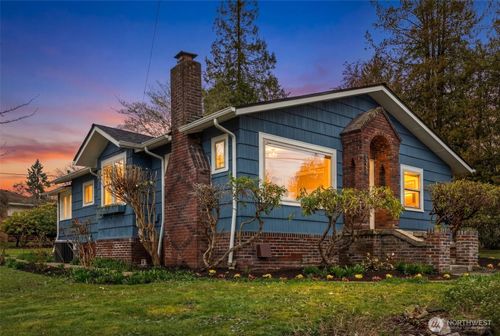 2223 S 124th Street, Burien, WA, 98168 | Card Image