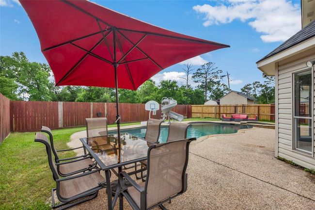 1003 Highland Woods Dr, House other with 4 bedrooms, 3 bathrooms and 2 parking in Highlands TX | Image 31