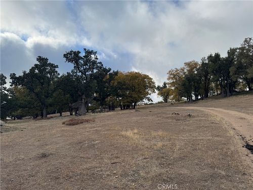 0 Knob Hill Rd, Tehachapi, CA, 93561 | Card Image