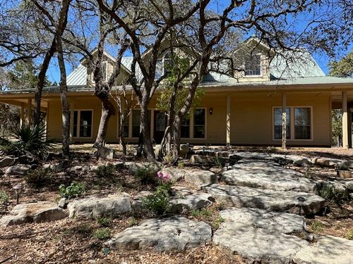 1761 Cottonwood Rd, Fischer, TX, 78623-2089 | Card Image