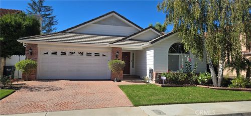 5024 Blackpool Ave, Oak Park, CA, 91377-4803 | Card Image