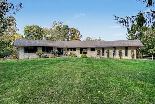 9777 Wolf Creek Pike, Dayton, OH, 45426 | Card Image
