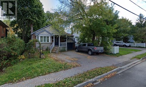 main-46 Centre St E, Richmond Hill, ON, L4C1A4 | Card Image