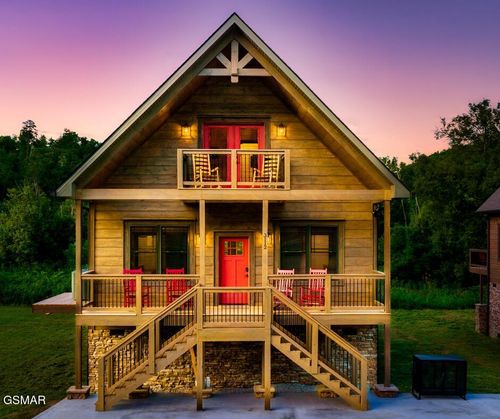 3112 Cherokee Valley Dr, Sevierville, TN, 37862-7700 | Card Image