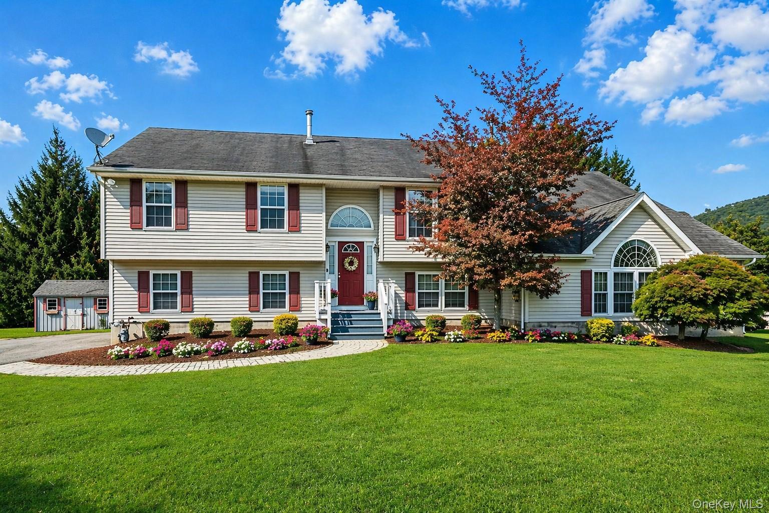 Residential Income in Blooming Grove