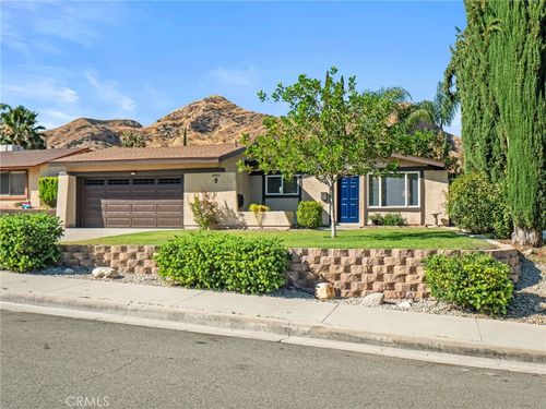 14921 Daffodil Ave, Canyon Country, CA, 91387-1907 | Card Image