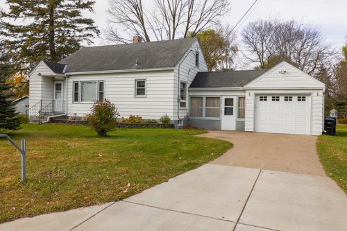 104 11th St Sw, Little Falls, MN, 56345-1416 | Card Image