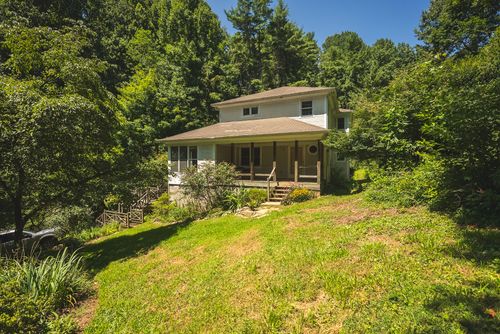 9067 Twin Falls Rd Ne, Copper Hill, VA, 24079-1807 | Card Image