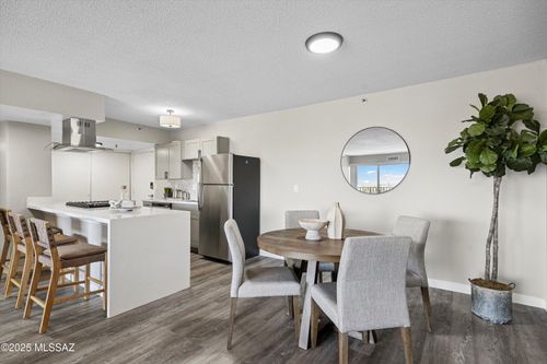 3d-425 W Paseo Redondo Drive, Tucson, AZ, 85701 | Card Image