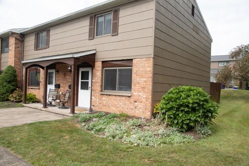 76 Autumn Chapel Way, Rochester, NY, 14624-5302 | Card Image