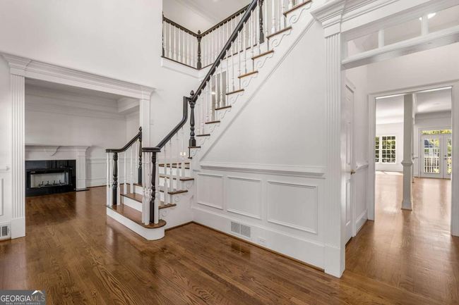 5080 Riverlake Dr, House other with 6 bedrooms, 6 bathrooms and 3 parking in Peachtree Corners GA | Image 6