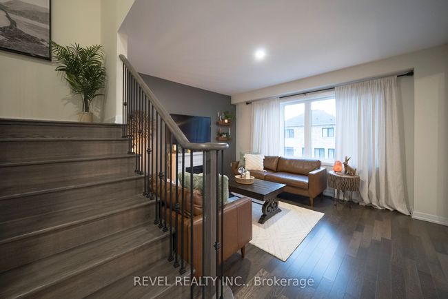 63 Santos Dr, House other with 3 bedrooms, 3 bathrooms and 2 parking in Caledonia ON | Image 8