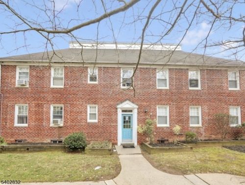 495 Main St, Chatham, NJ, 07928-2128 | Card Image